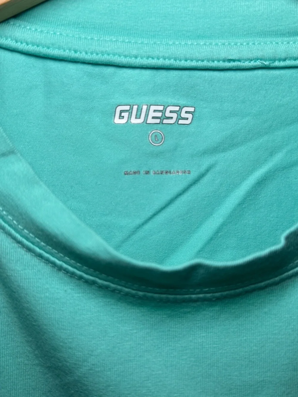 GUESS Men's Mint Green Logo Short Sleeve T-Shirt - Picture 3 of 7